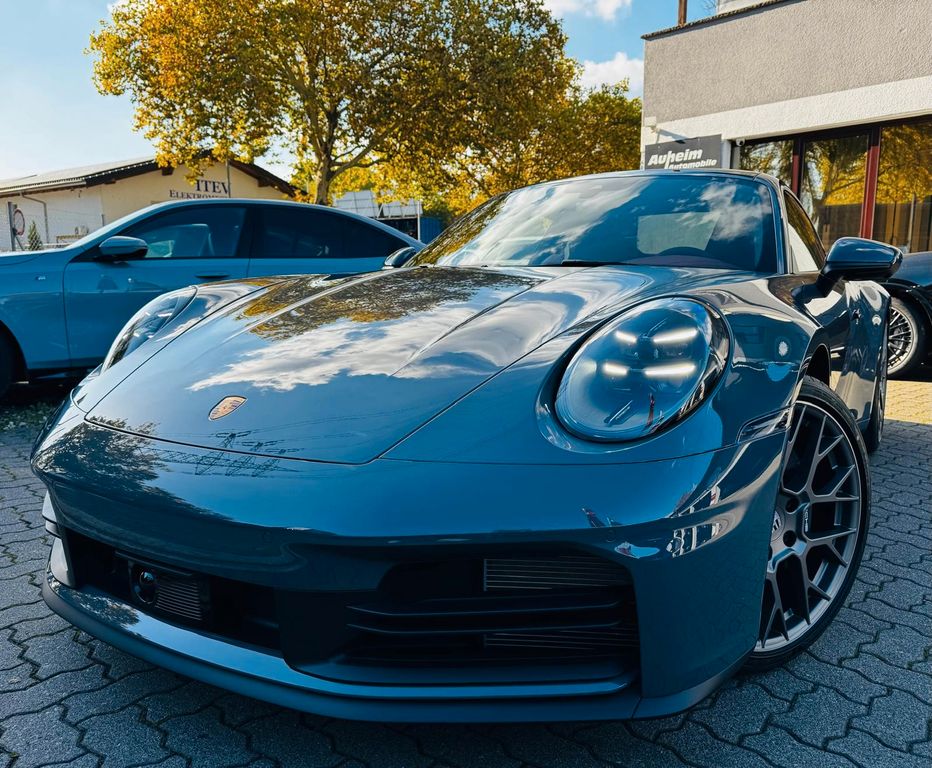 Porsche 992 2024