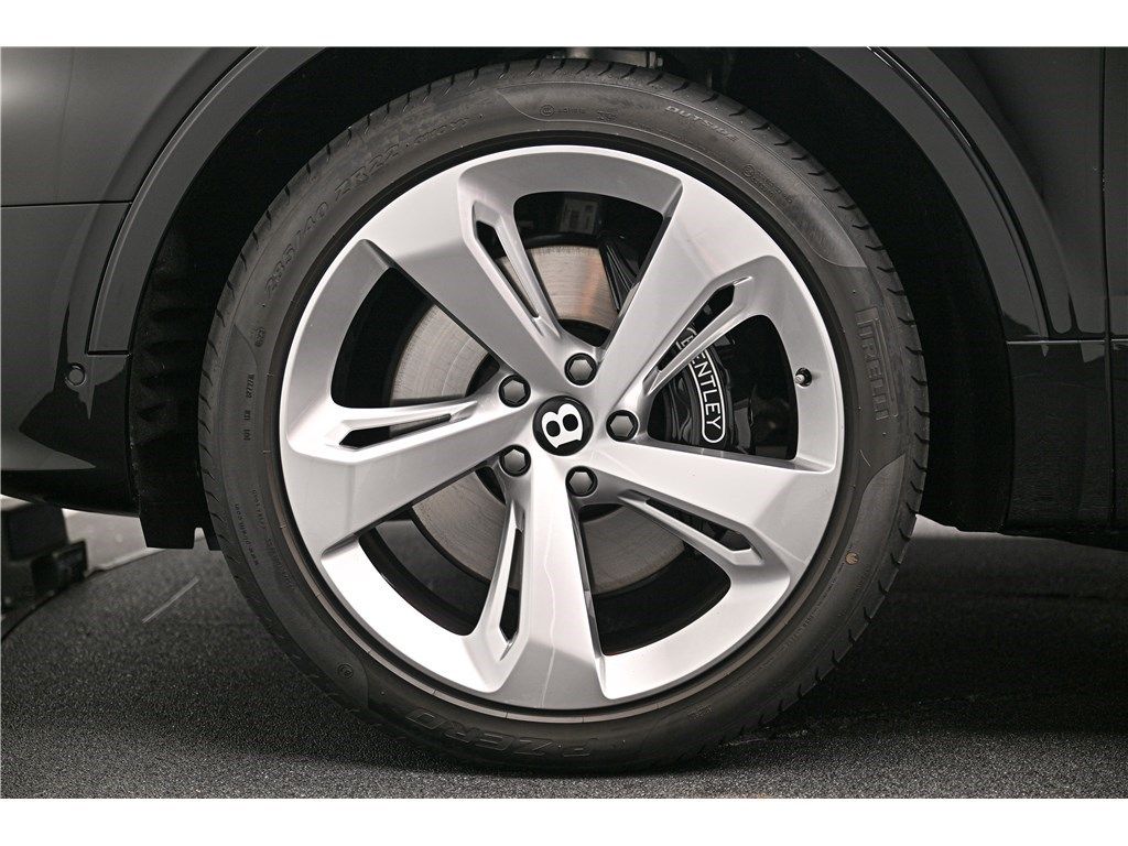 Bentley Bentayga 2023