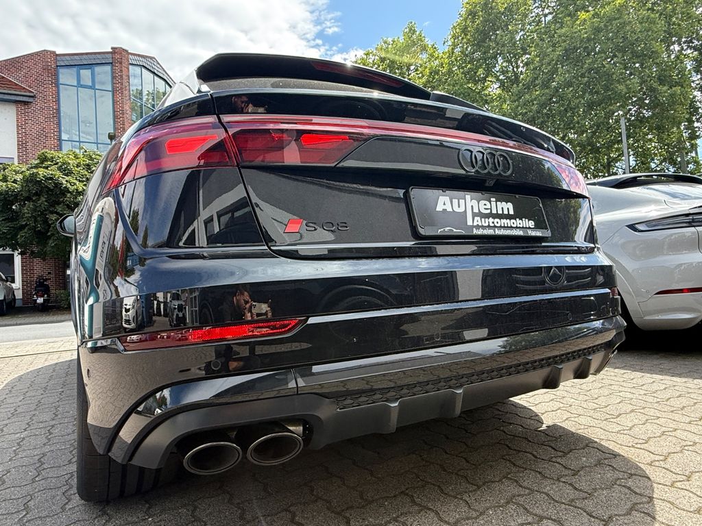 Audi SQ8 2025