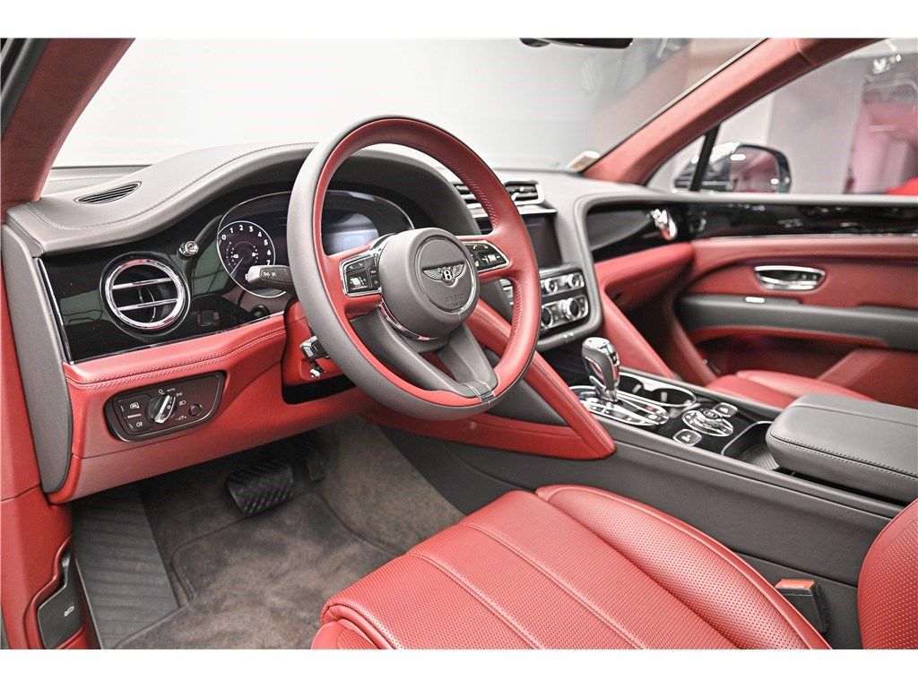 Bentley Bentayga 2023