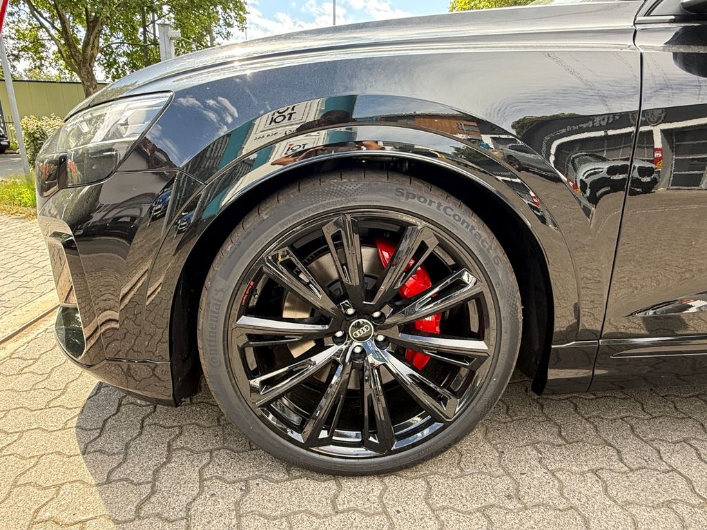 Audi SQ8 2025