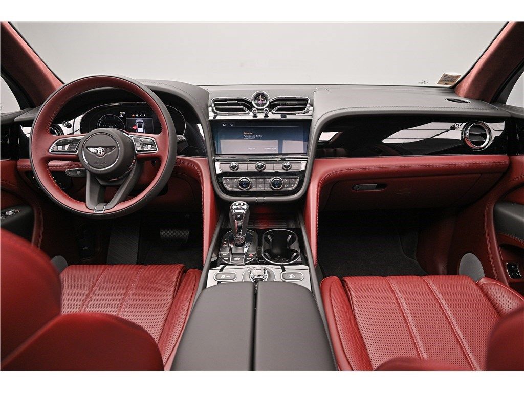 Bentley Bentayga 2023
