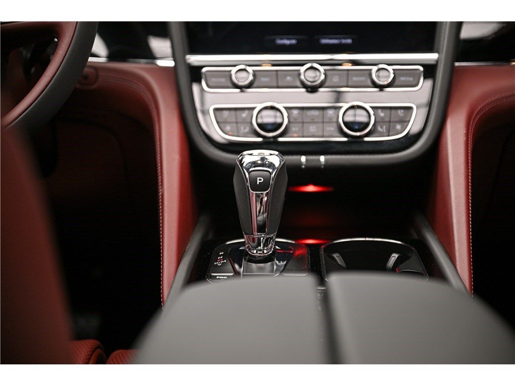 Bentley Bentayga 2023