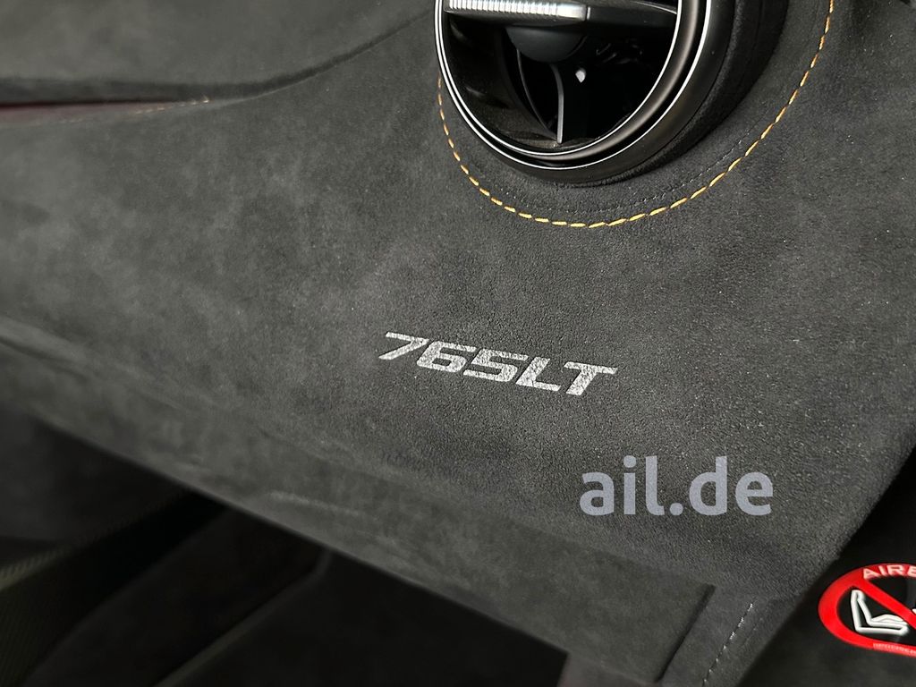 McLaren 765LT 2021