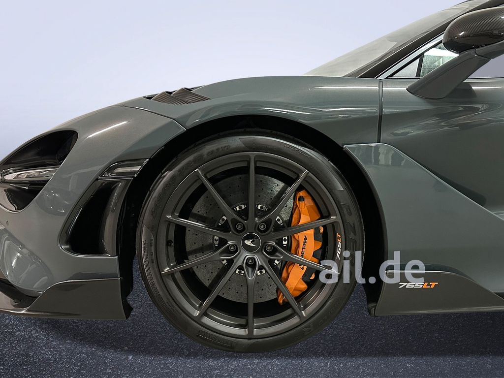 McLaren 765LT 2021