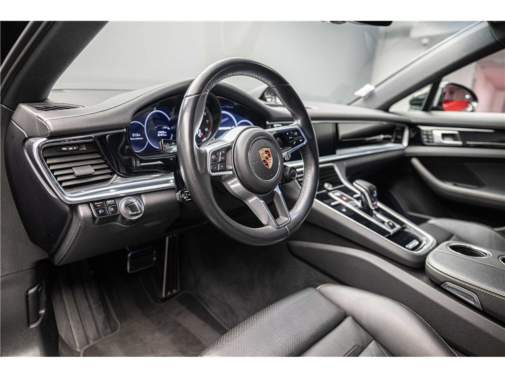 Porsche Panamera 2020