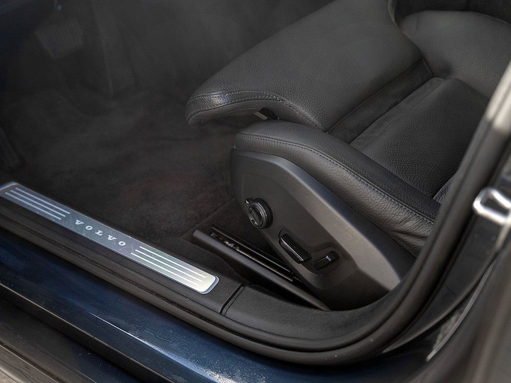 Volvo V90 2022