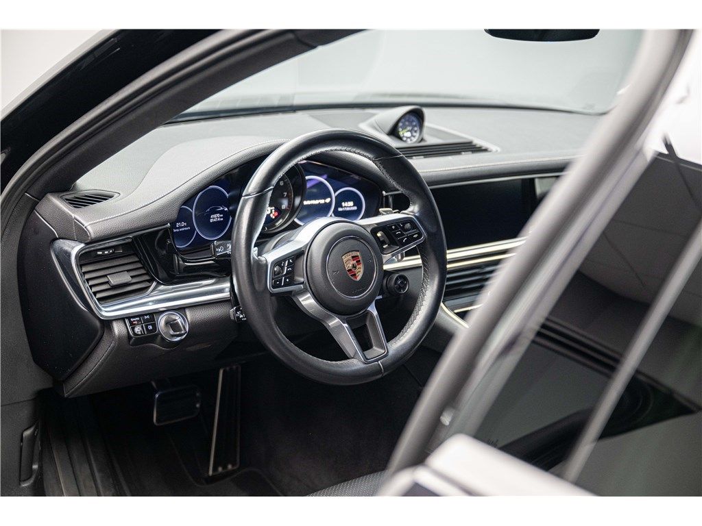 Porsche Panamera 2020