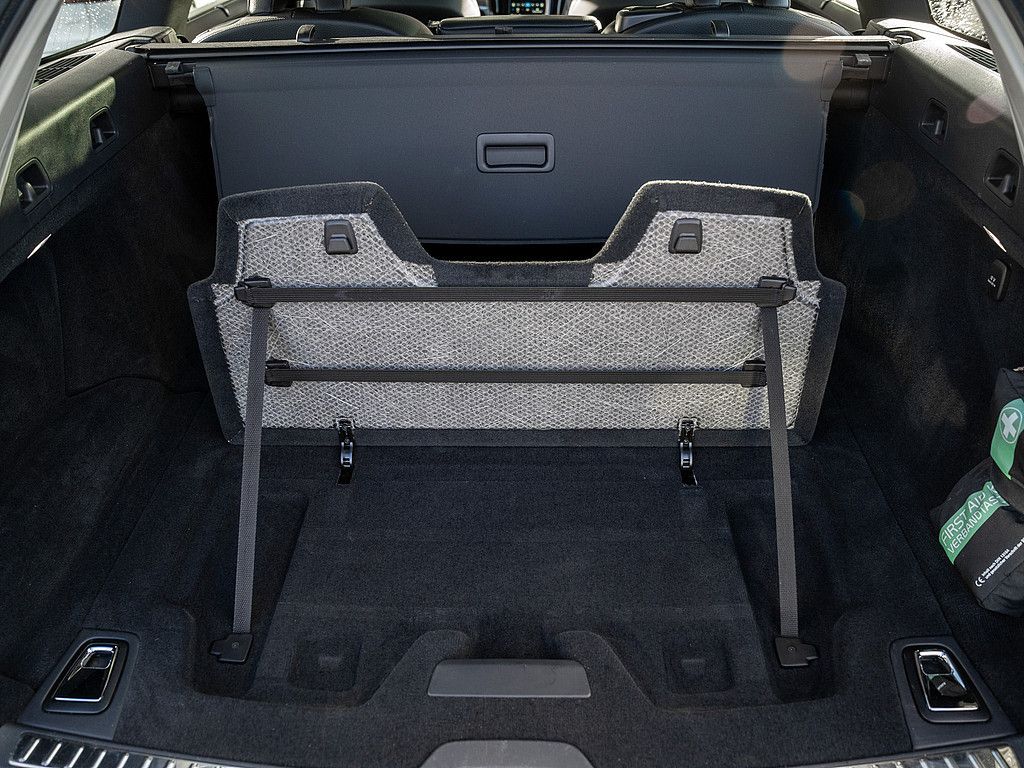 Volvo V90 2022