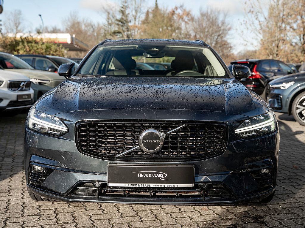 Volvo V90 2022