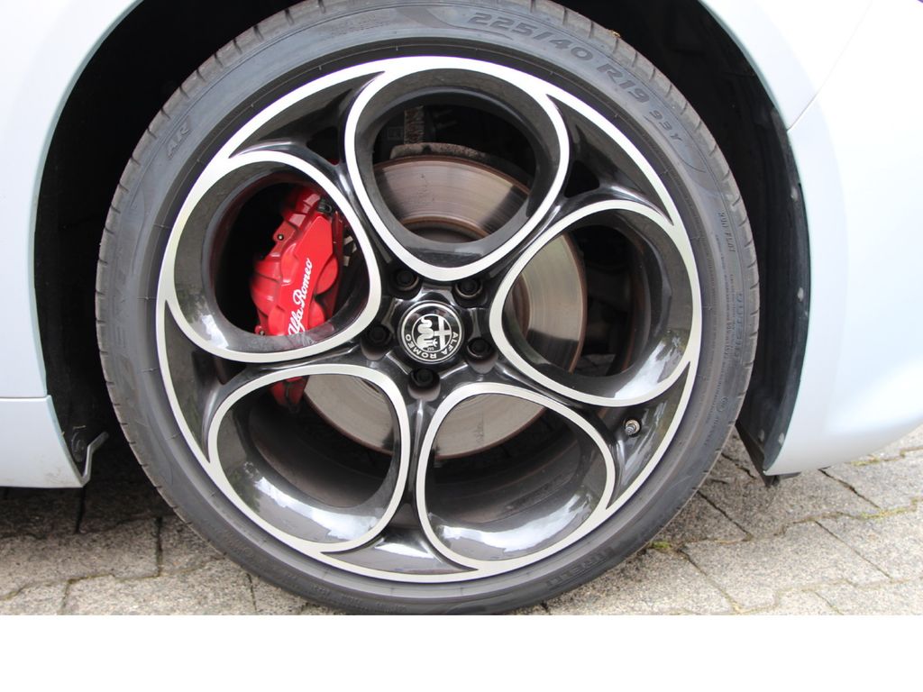 Alfa Romeo Giulia 2023