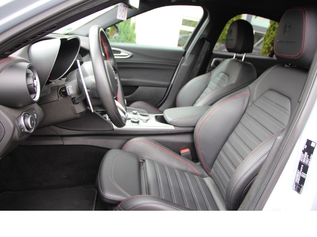 Alfa Romeo Giulia 2023