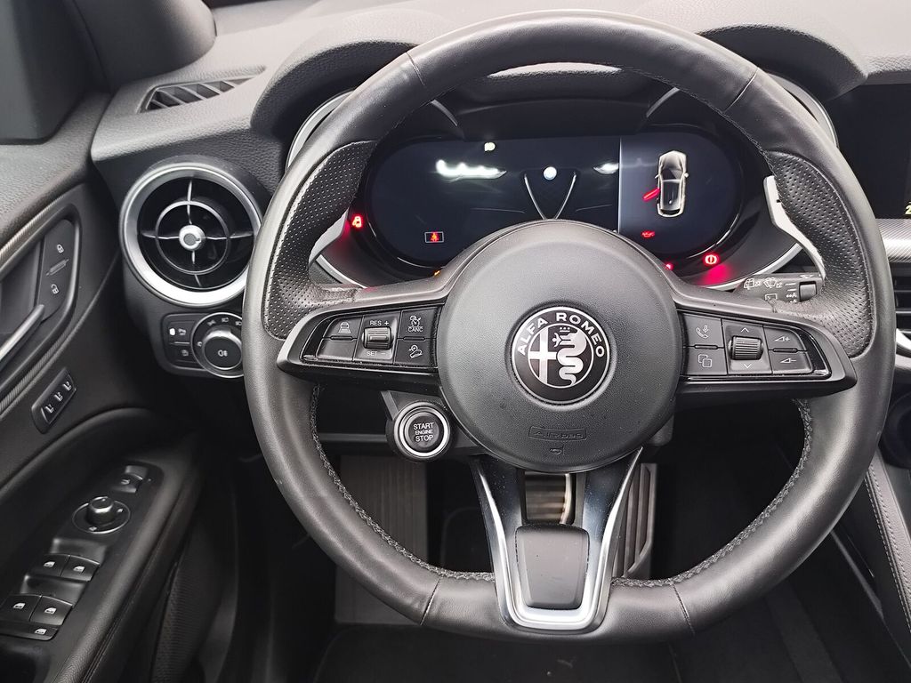 Alfa Romeo Stelvio 2024