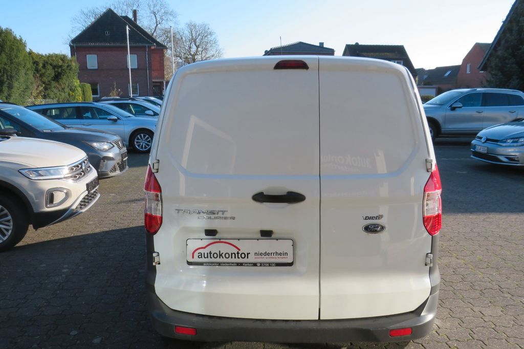 Ford Transit Courier 2020