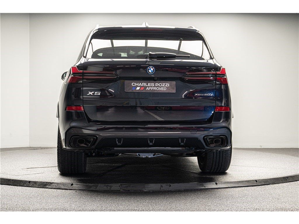 BMW X5 2024