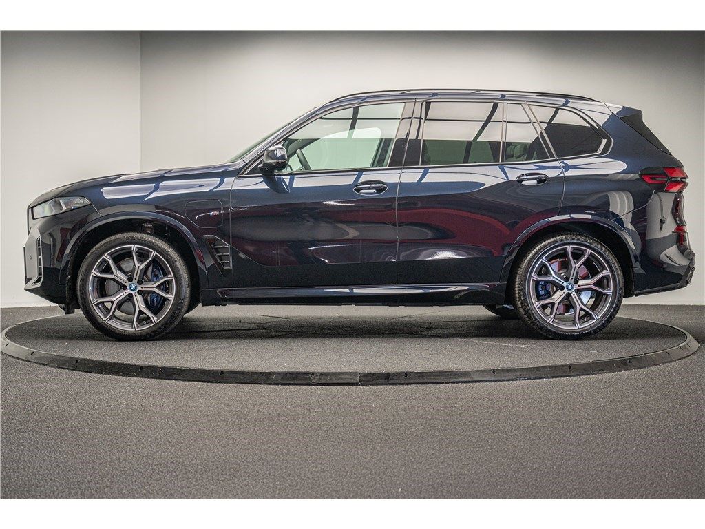 BMW X5 2024