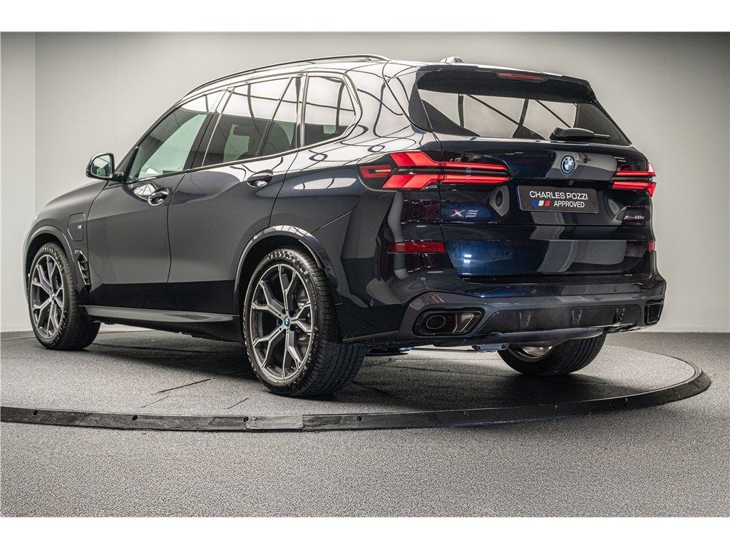 BMW X5 2024