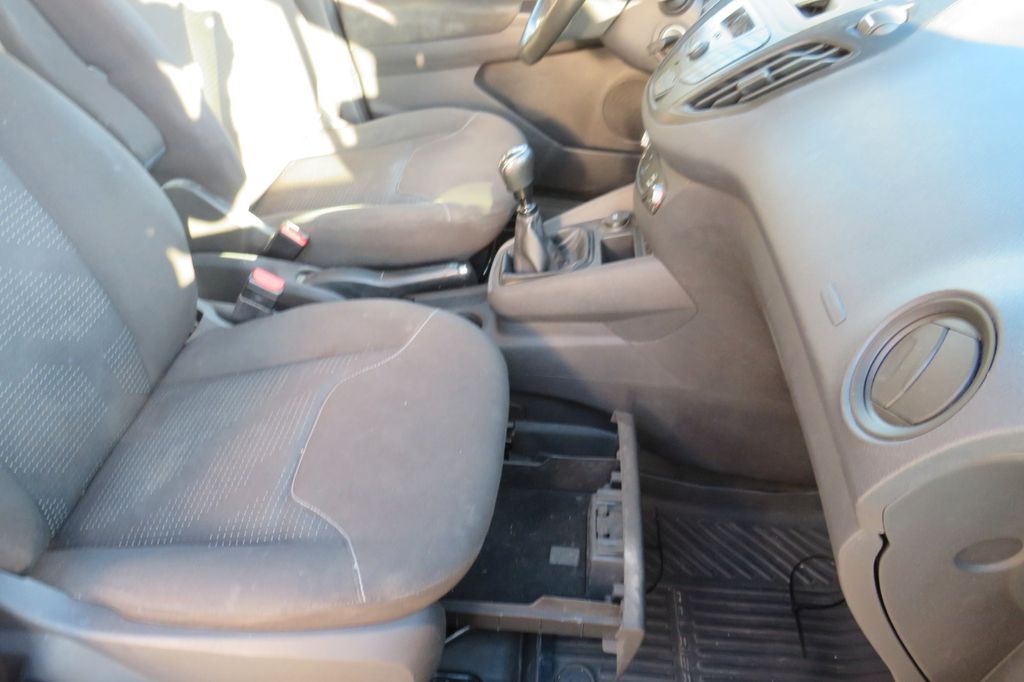 Ford Transit Courier 2020
