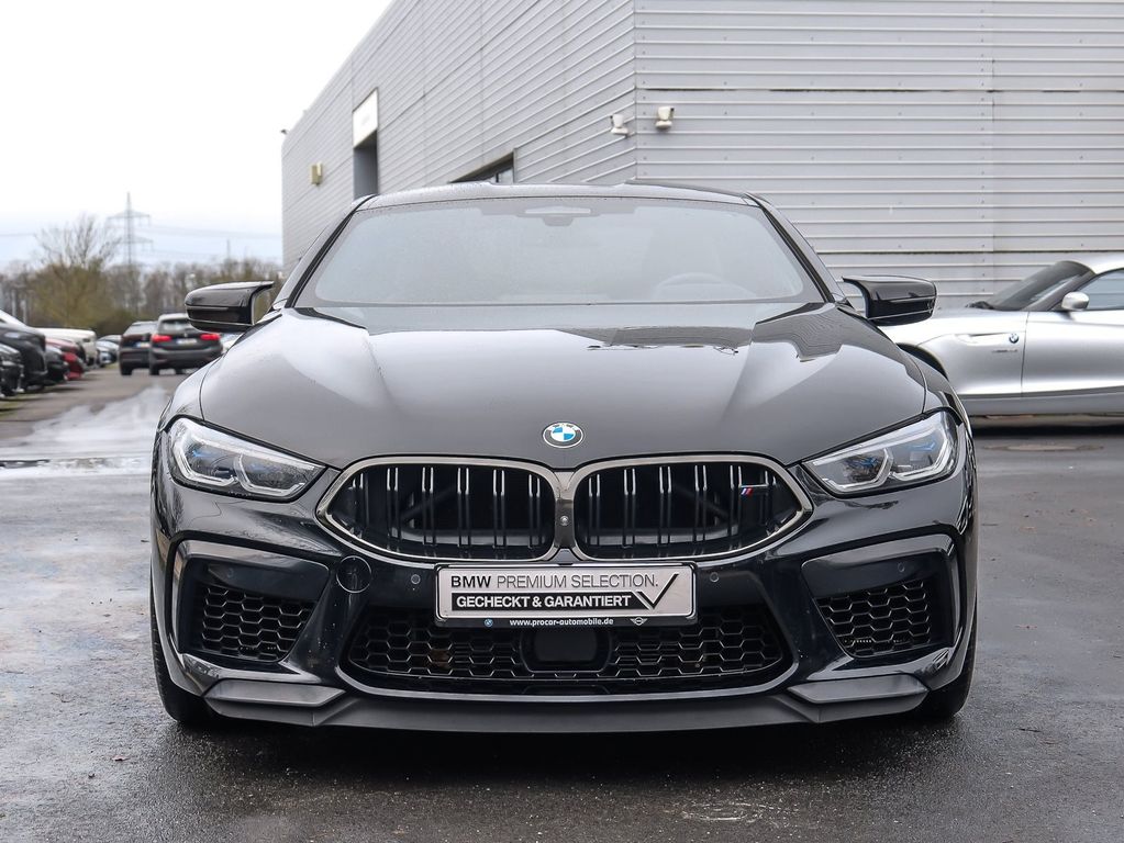BMW M8 2023