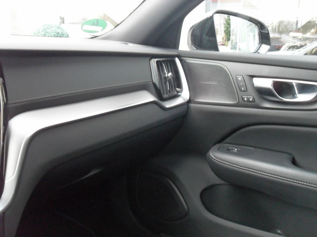 Volvo V60 2021