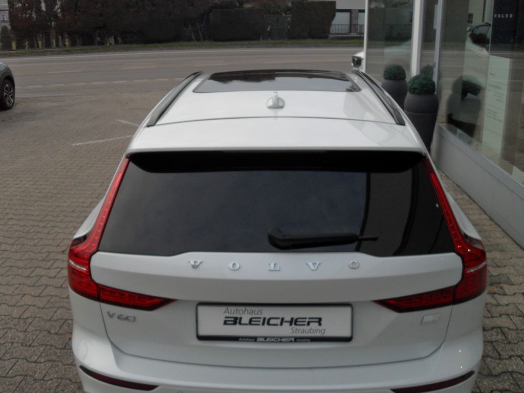 Volvo V60 2021