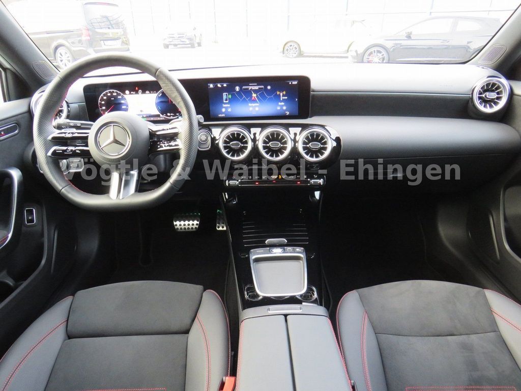 Mercedes-Benz A 250 2024
