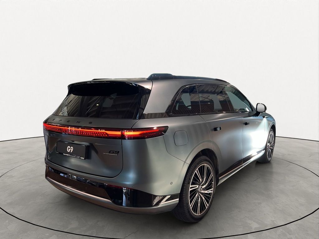 XPENG G9