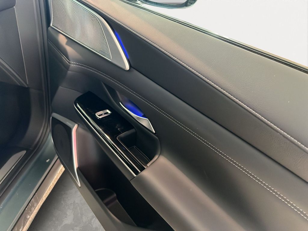 XPENG G9