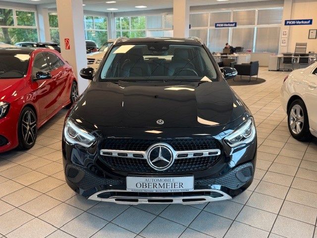 Mercedes-Benz GLA 200 2020