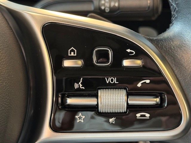 Mercedes-Benz GLA 200 2020