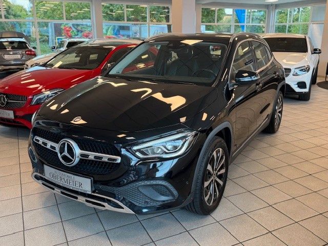 Mercedes-Benz GLA 200 2020