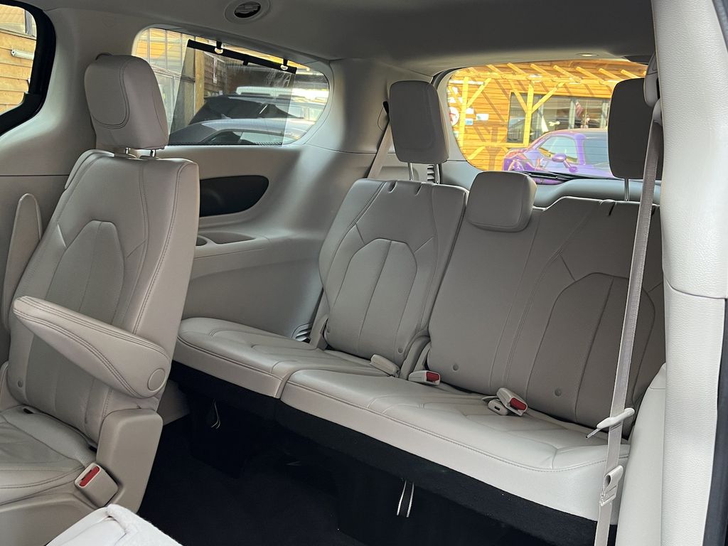 Chrysler Pacifica 2021