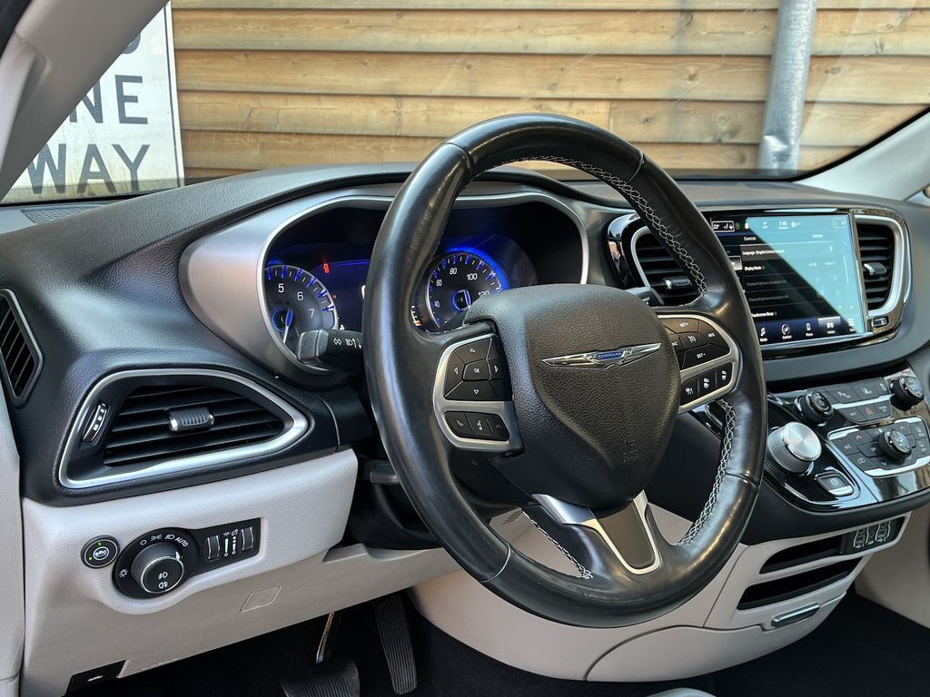 Chrysler Pacifica 2021