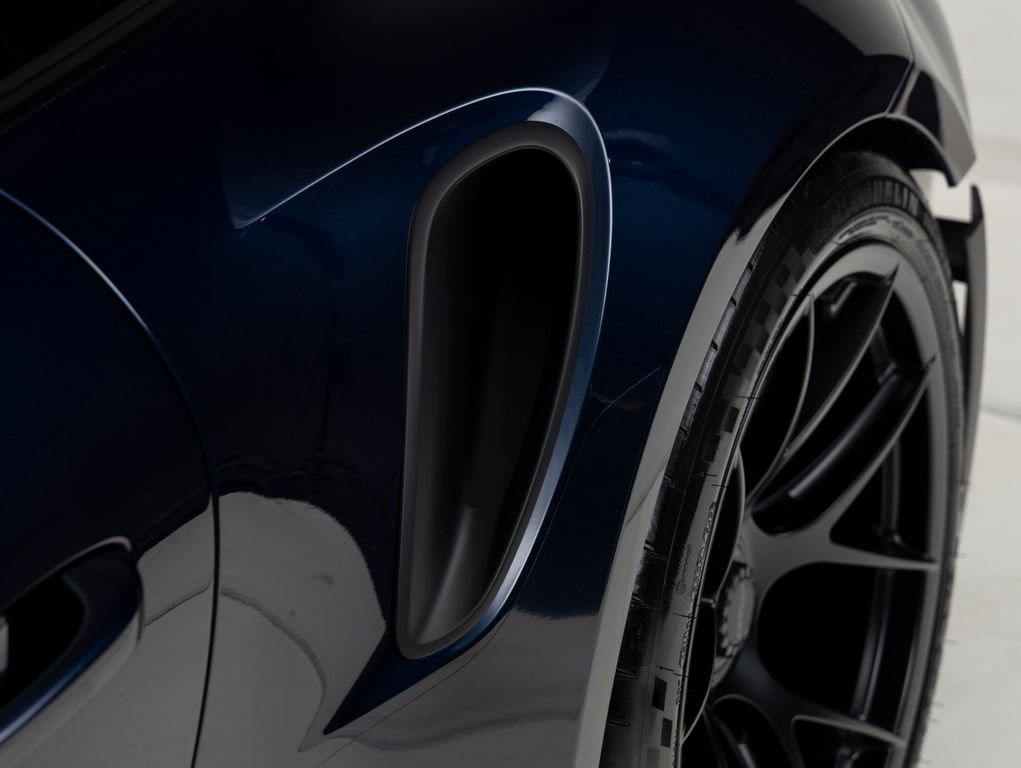 Porsche 992 2025