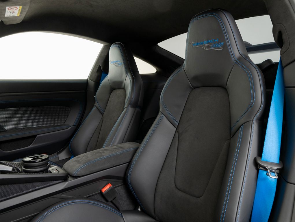 Porsche 992 2025