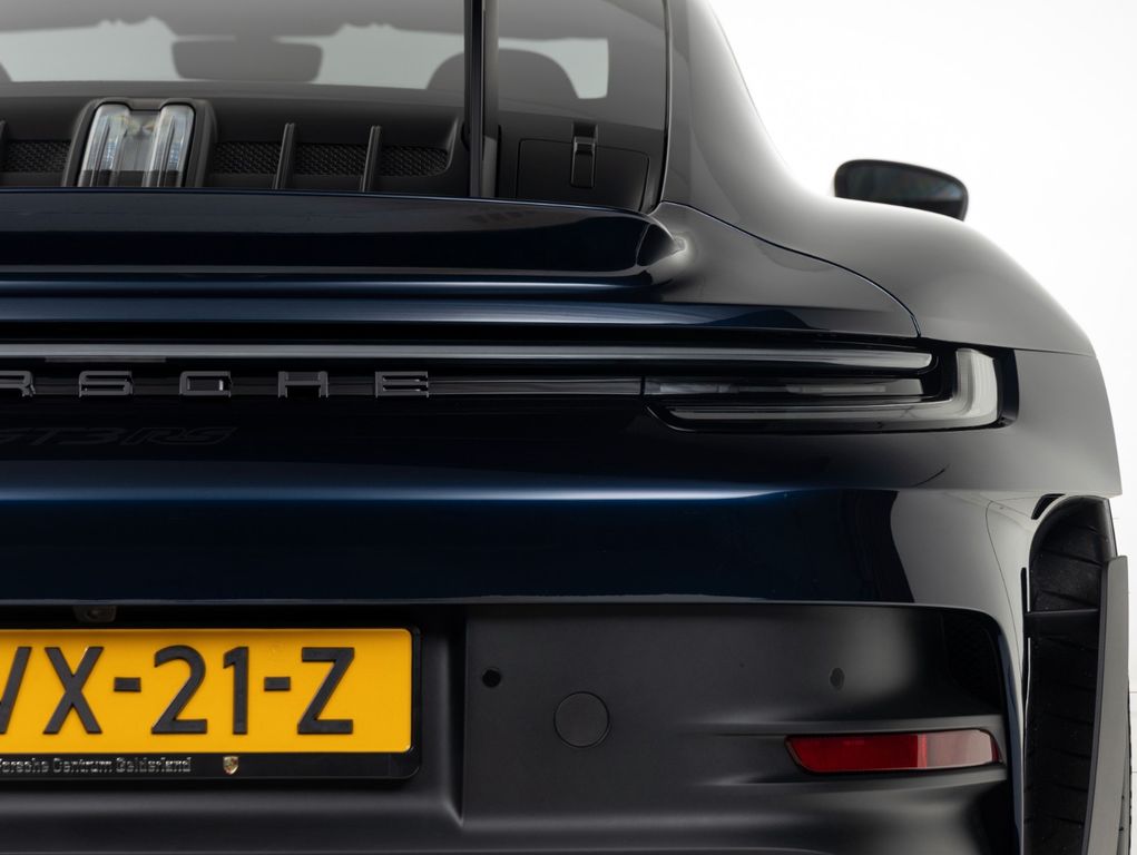 Porsche 992 2025