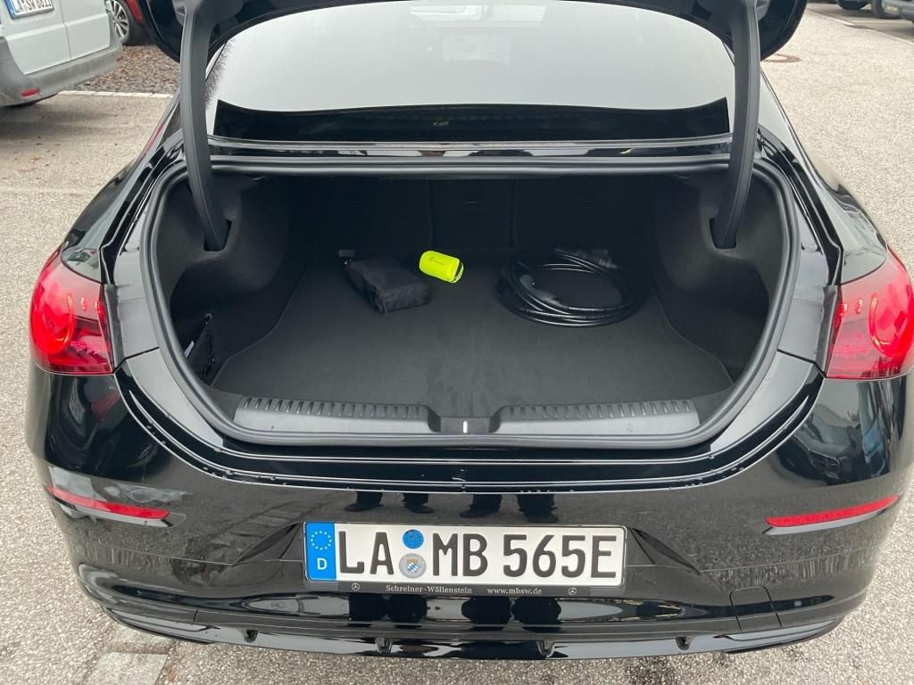 Mercedes-Benz CLA 350 2025