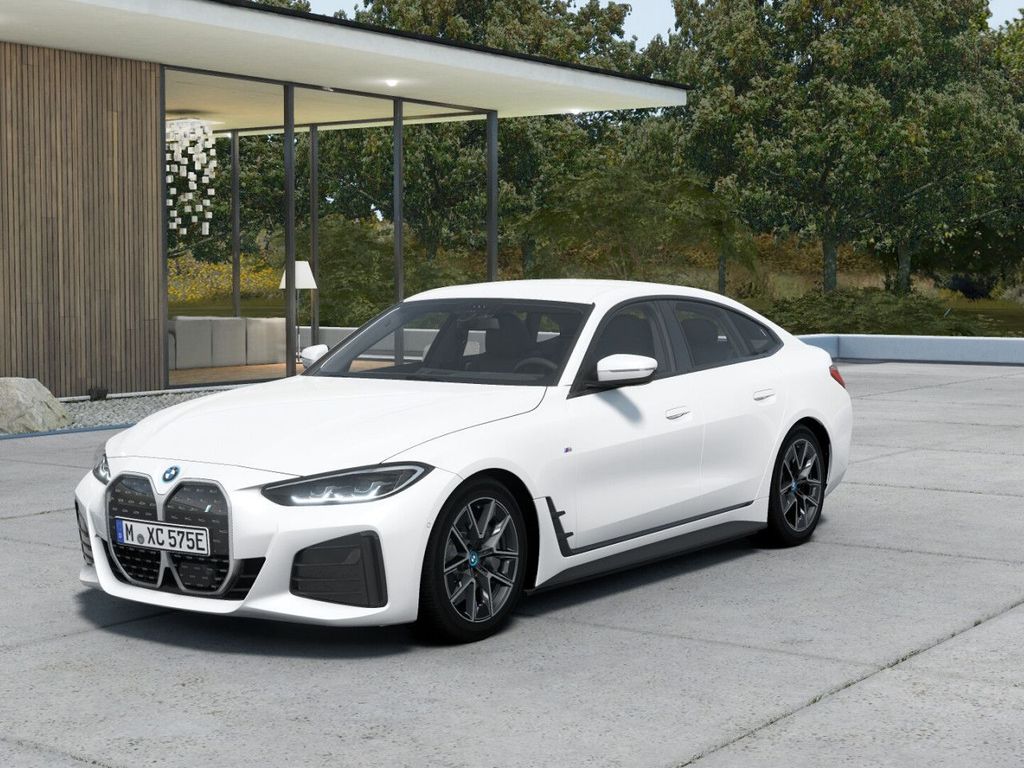 BMW i4 2023