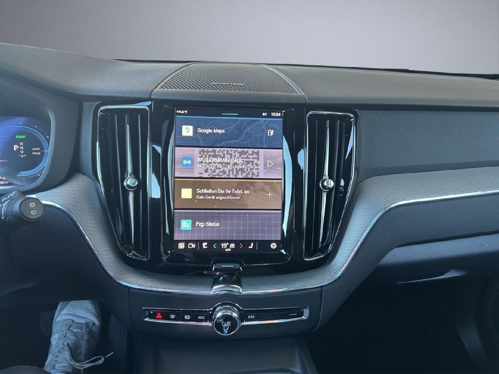 Volvo XC60 2025
