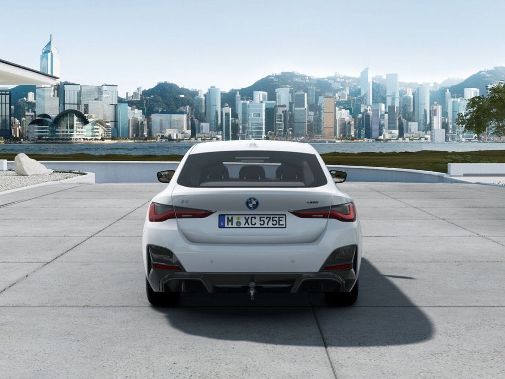 BMW i4 2023