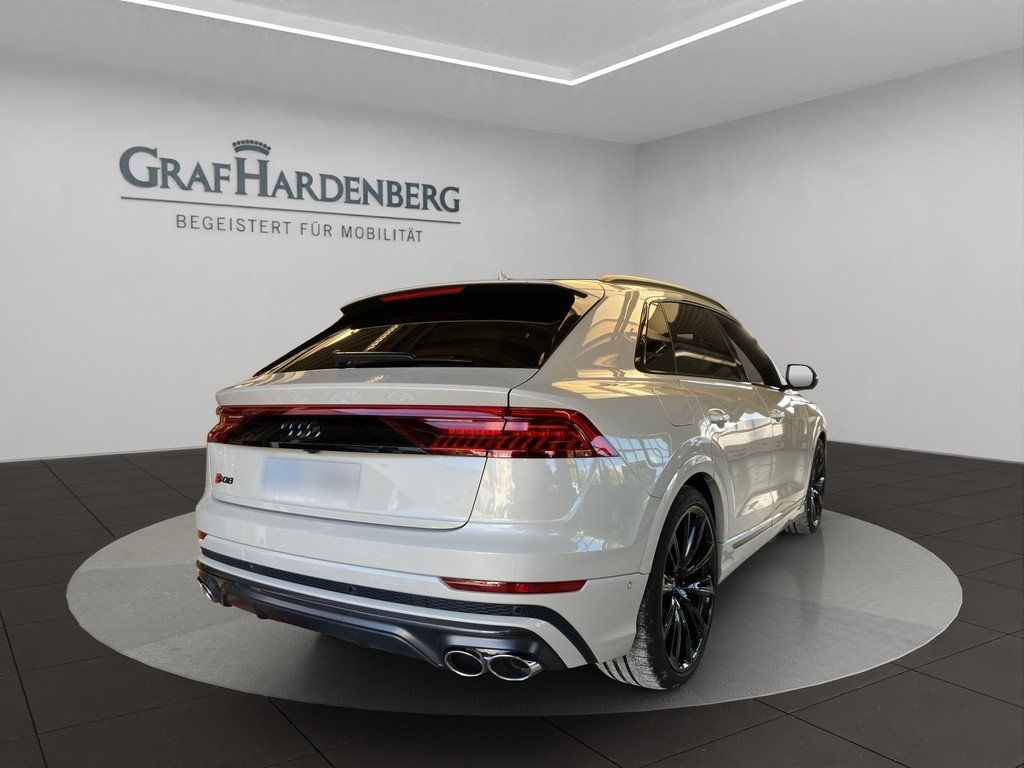 Audi SQ8 2023