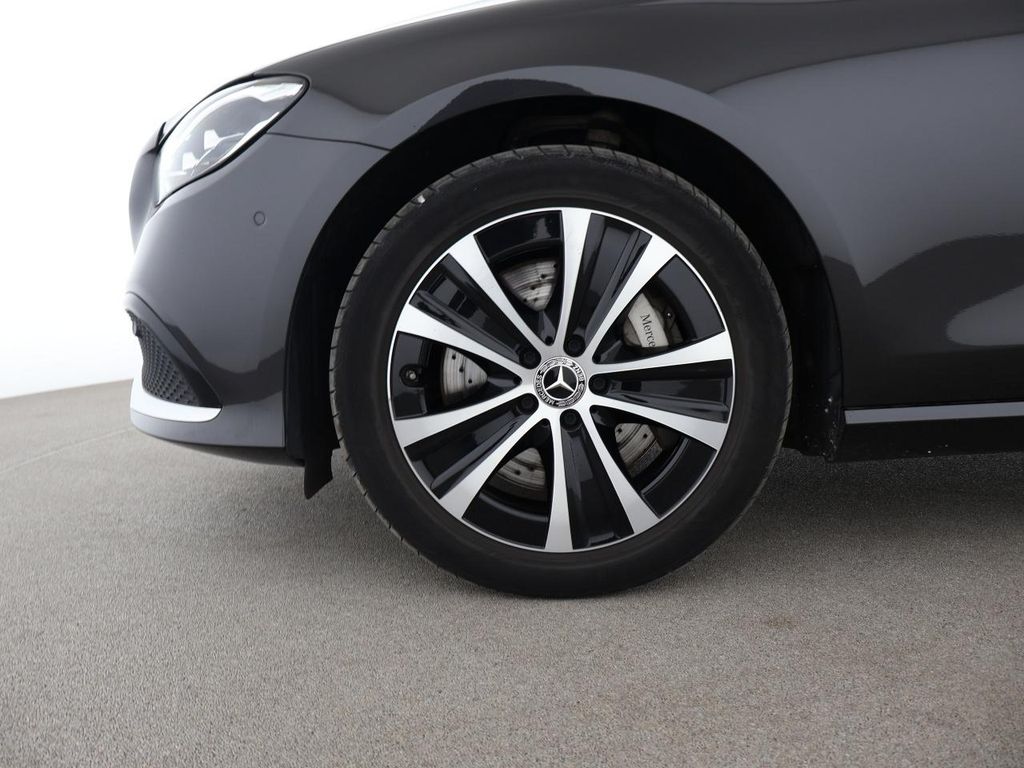 Mercedes-Benz E 300 2022