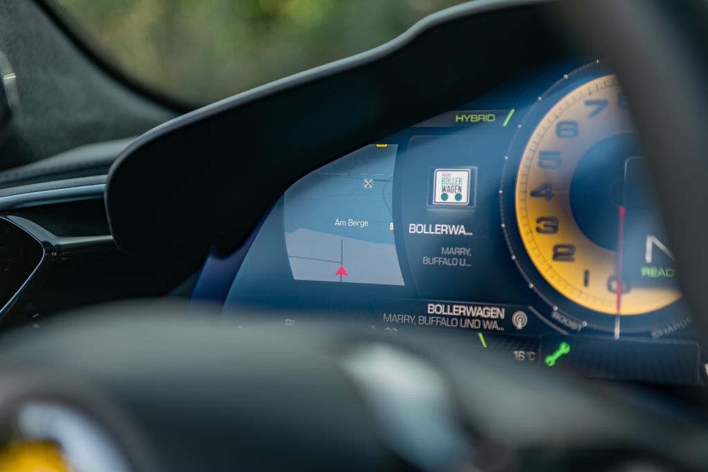 Ferrari 296 GTB 2023