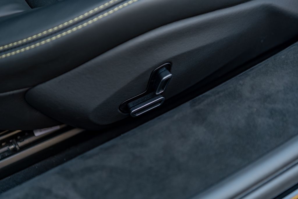 Ferrari 296 GTB 2023