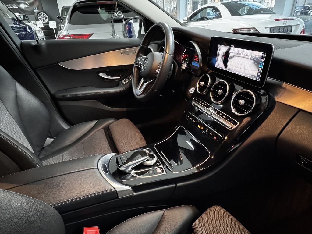 Mercedes-Benz C 300 2020