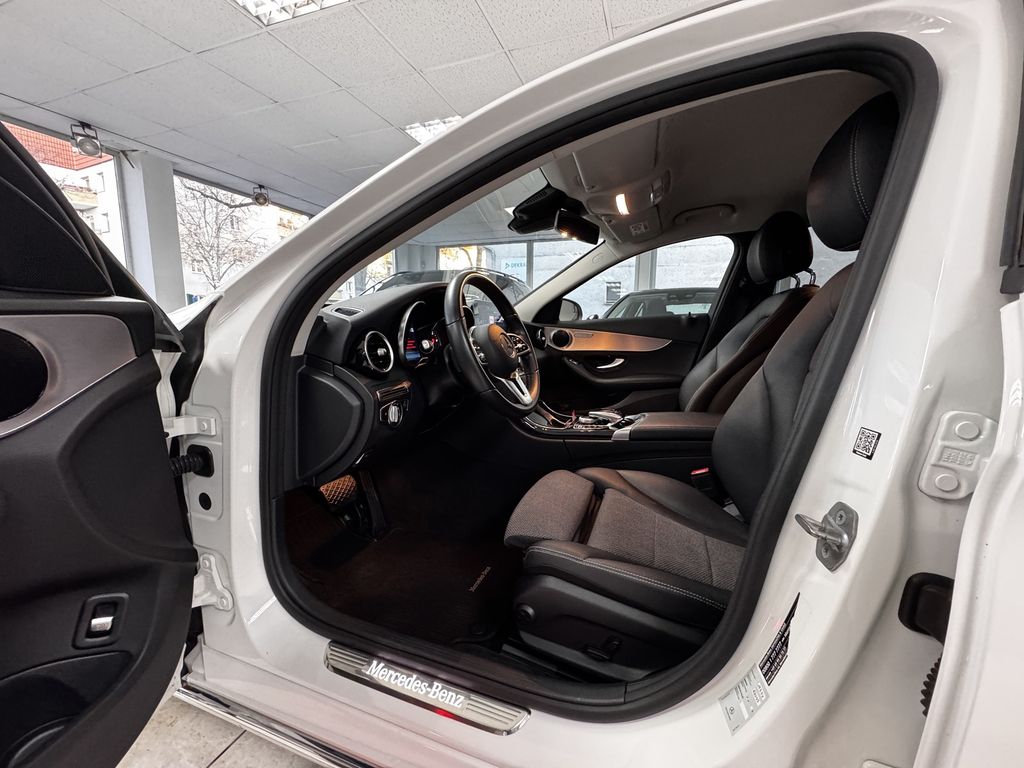 Mercedes-Benz C 300 2020