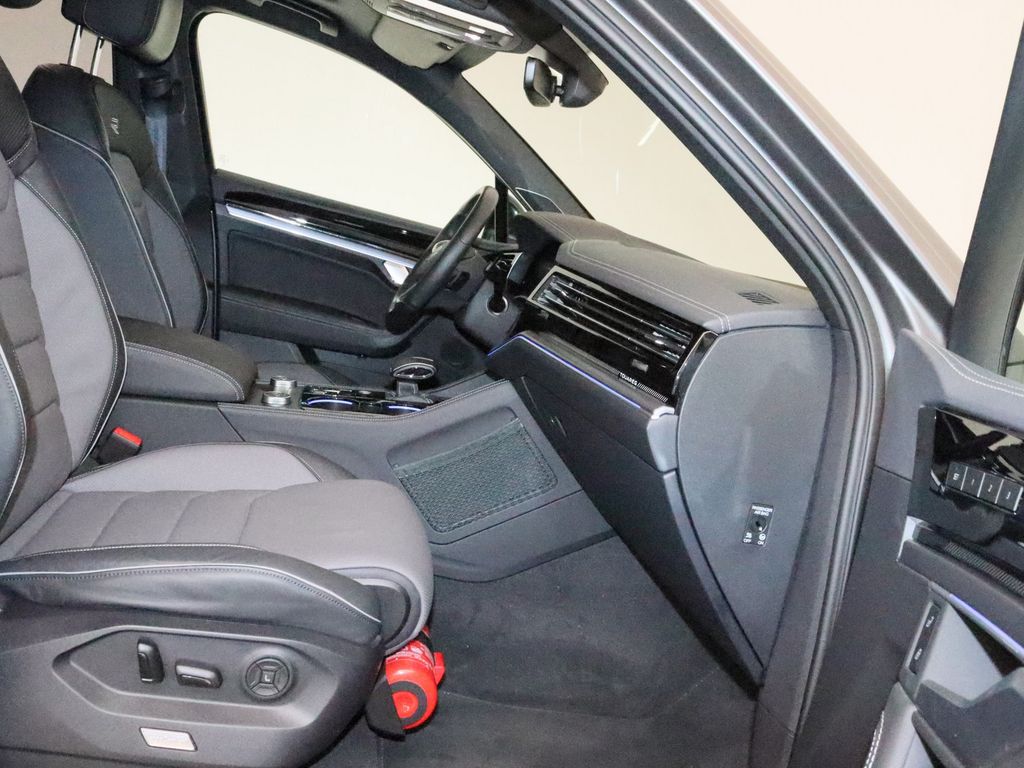 Volkswagen Touareg 2025