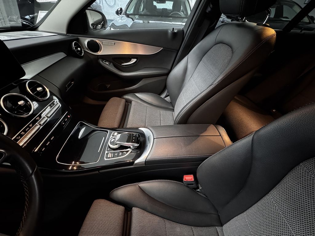 Mercedes-Benz C 300 2020