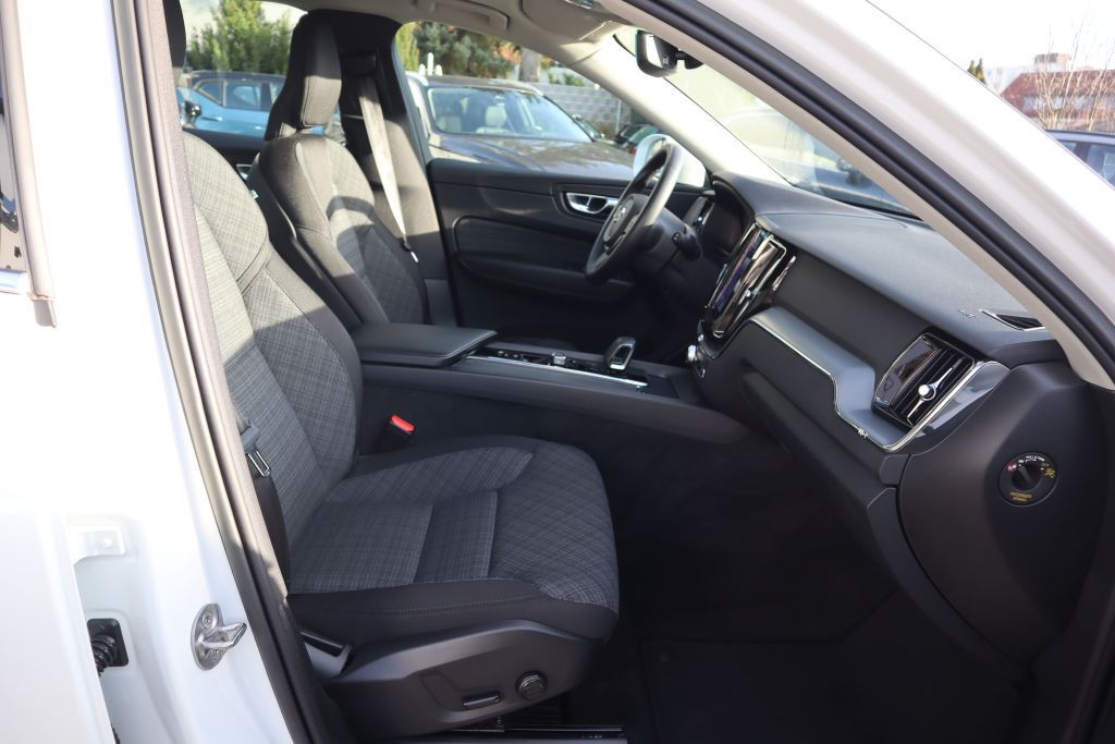 Volvo XC60 2022