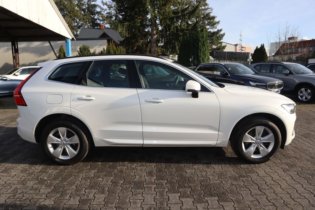 Volvo XC60 2022